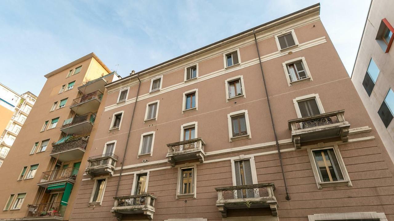 Vespri Apartments Мілан Екстер'єр фото